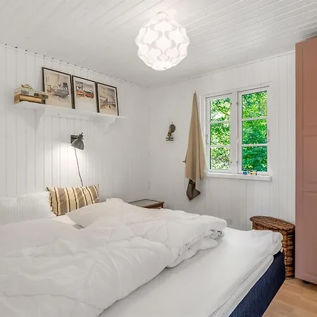 Vitus - 600m From The Sea By Interhome *